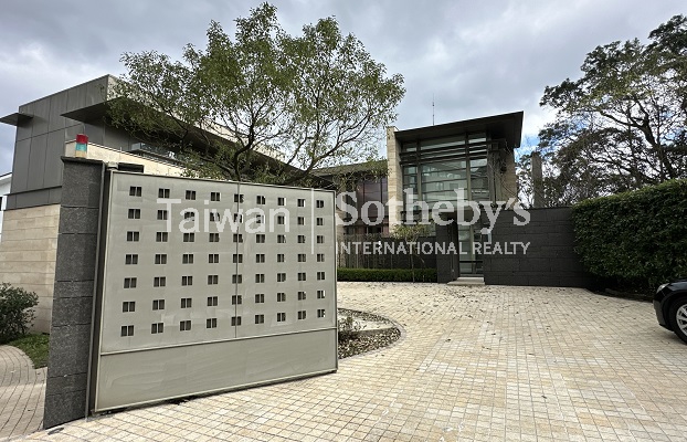 新店華城禾豐特區皓峰泳池別墅建物外觀